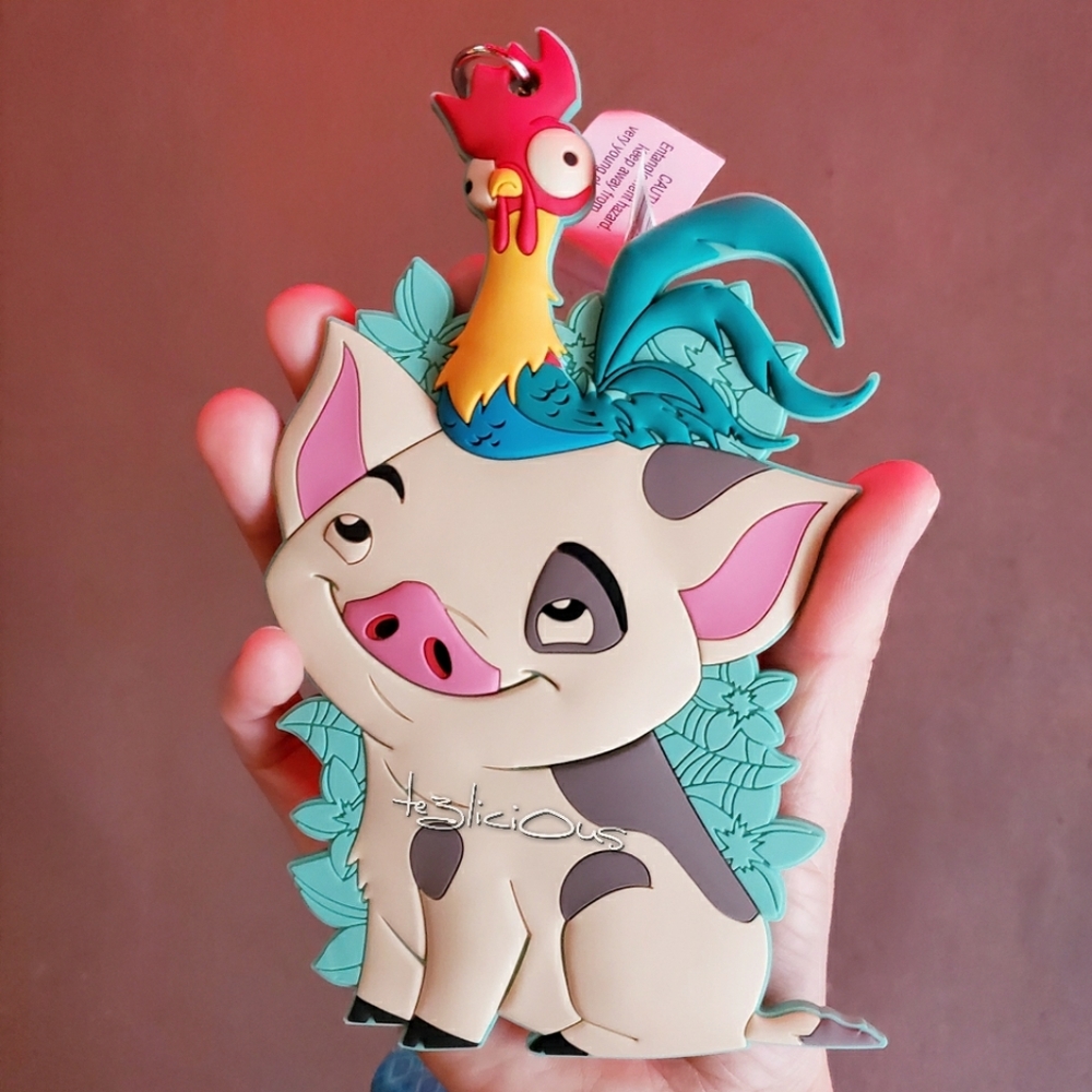DISNEY PARKS MOANA PUA PIG CARD HOLDER LANYARD - Picture 2 of 4